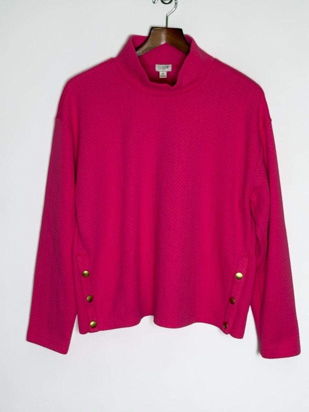 J Crew Soft Fuchsia Herringbone Mockneck Sweatshirt Gold Side Buttons XL